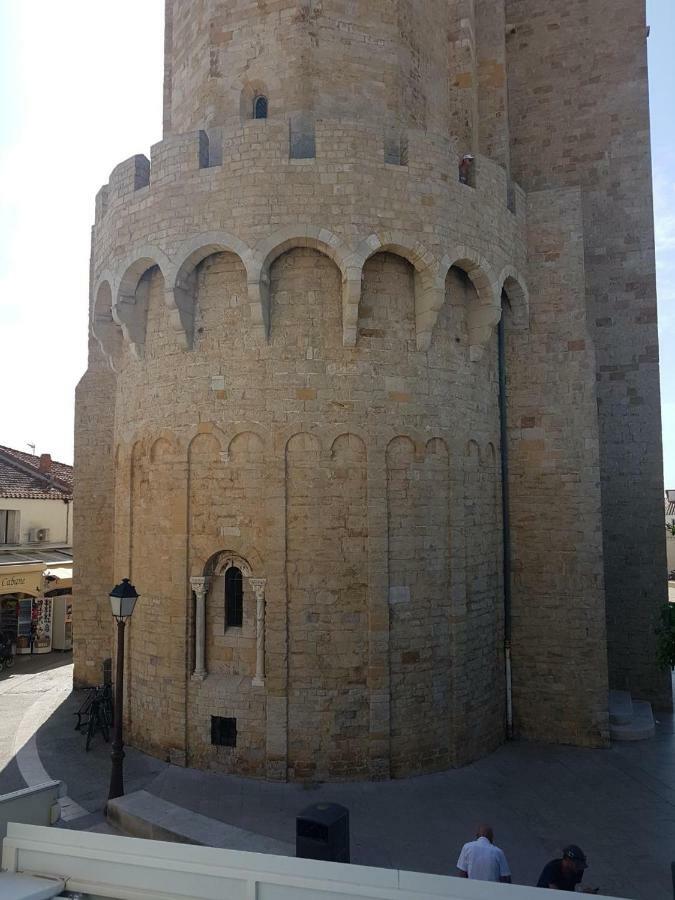 L'Appartement De L'Eglise Saintes-Maries-de-la-Mer Exterior photo